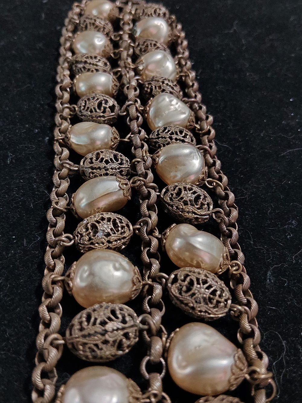 Miriam Haskell Gold-Tone Filigree and Cream Pearl Bracelet - Picture 3 of 6